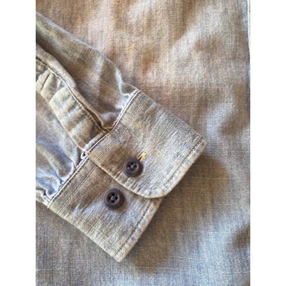 Lucky Brand Blue Chambray Denim Long Sleeve Button Up Shirt Size Medium - Picture 2 of 7